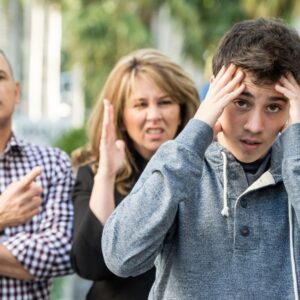 Il conflitto genitori e figli e normale ma non sottovalutarlo